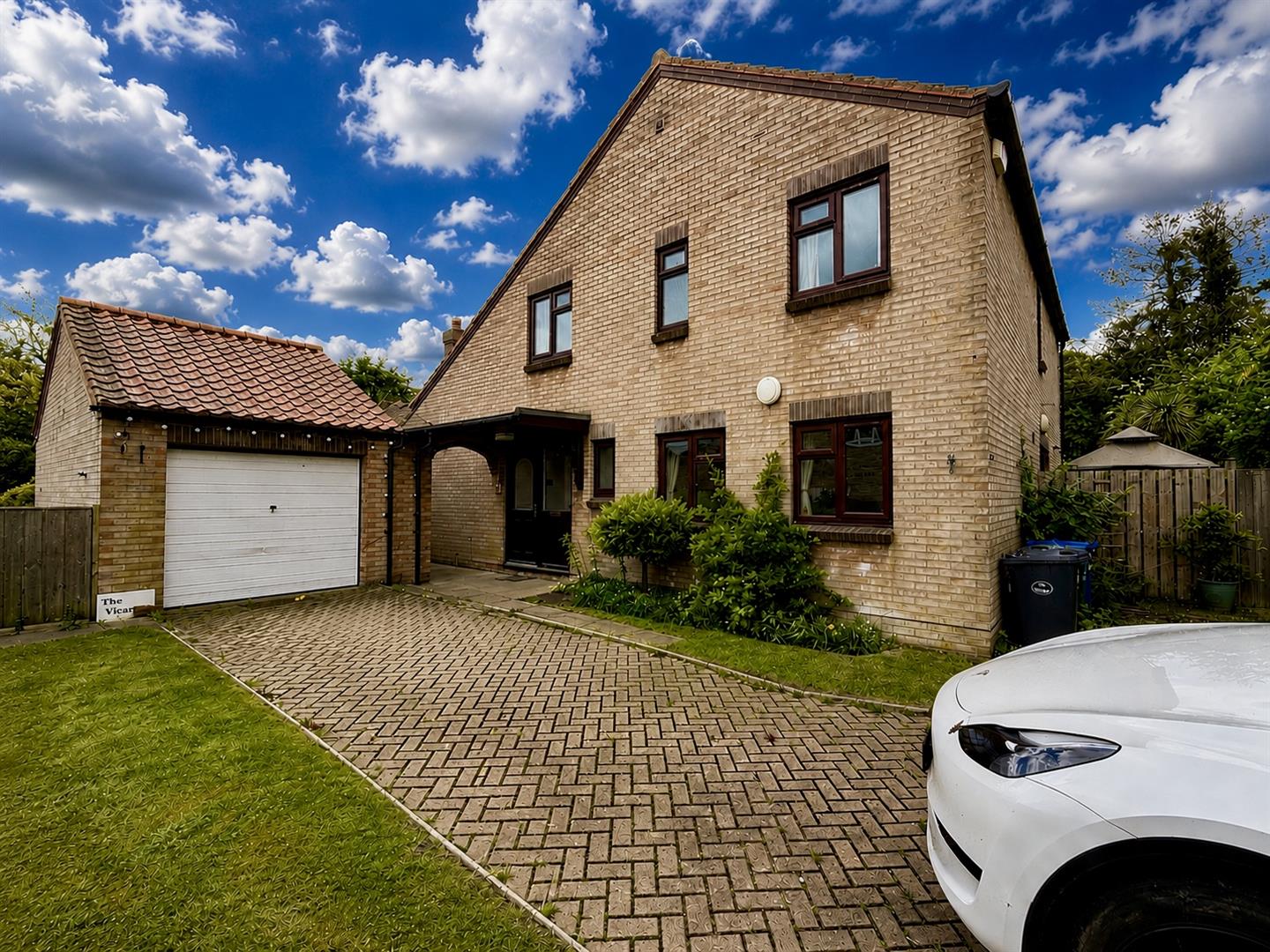 The Vicarage, Vicarage Drive, Wadworth, Doncaster, DN11 9AN