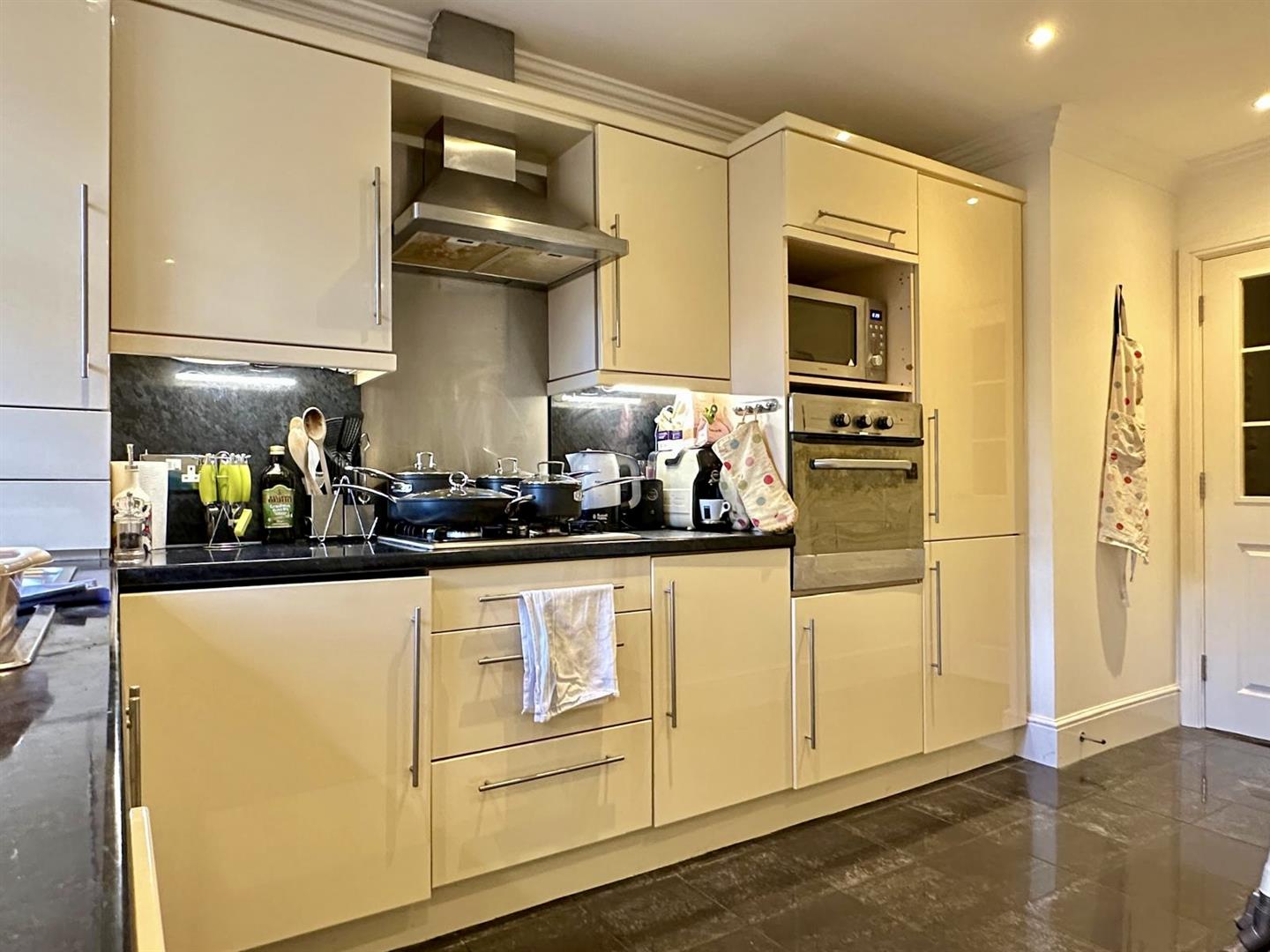 Flat 9, 249, Millhouses Lane, Sheffield, S11 9JS