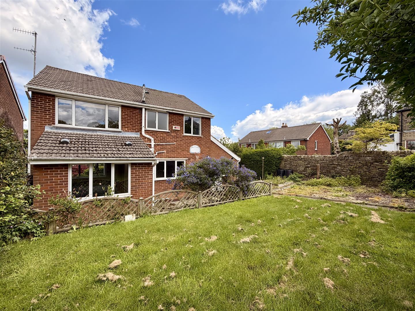 1, Cliffe Farm Drive, Sheffield, S11 7JW