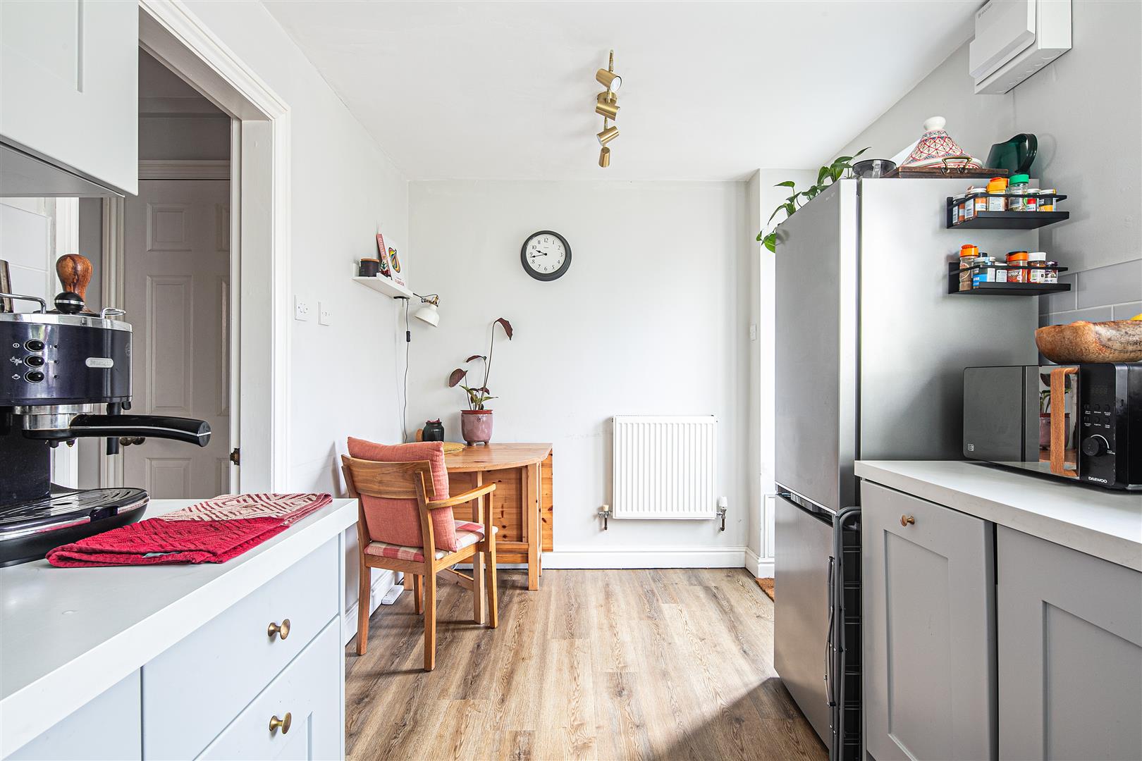 6, Ibbotsons Farm Cottages, Main Road, Hathersage, Hope Valley, S32 1BB