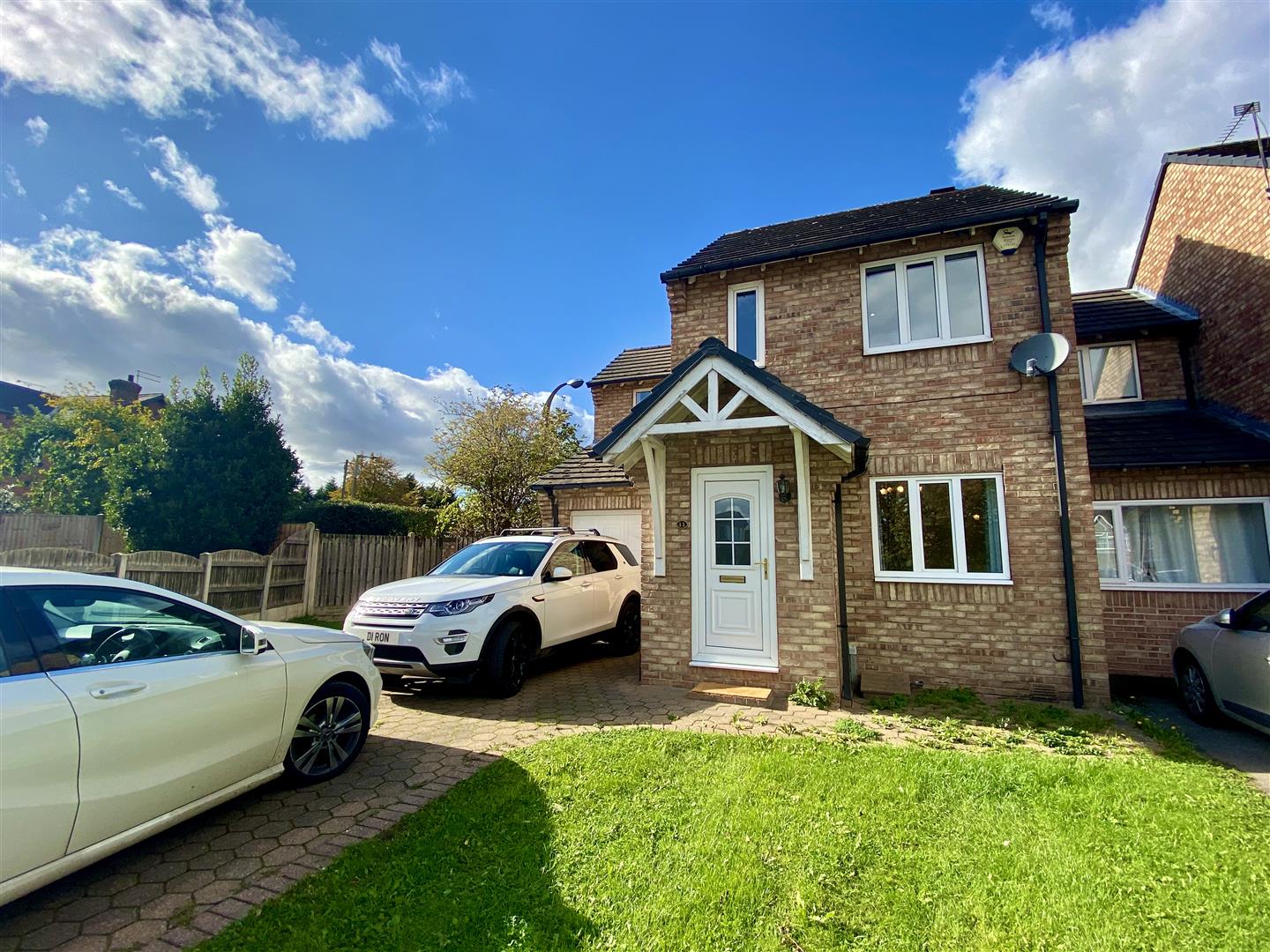 11, Trent Close, Edlington, Doncaster, DN12 1SG
