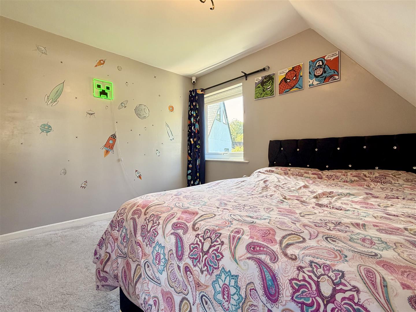 35, Devonshire Road, Dore, Sheffield, S17 3NT