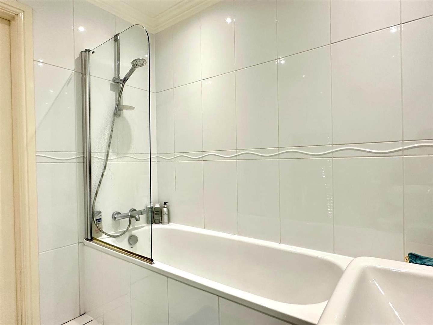 Flat 9, 249, Millhouses Lane, Sheffield, S11 9JS