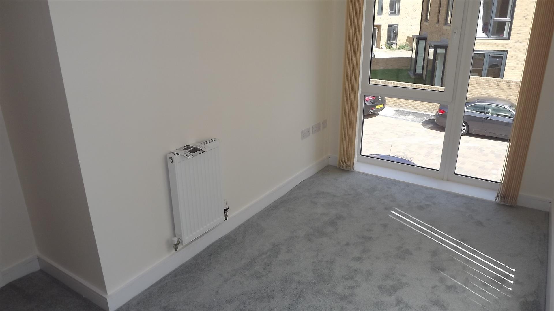 33, Castle Croft Drive, Sheffield, S2 2BZ