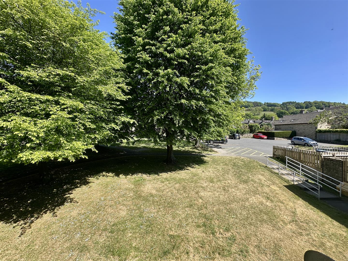 27, The Crofts, Hathersage, Hope Valley, S32 1DG