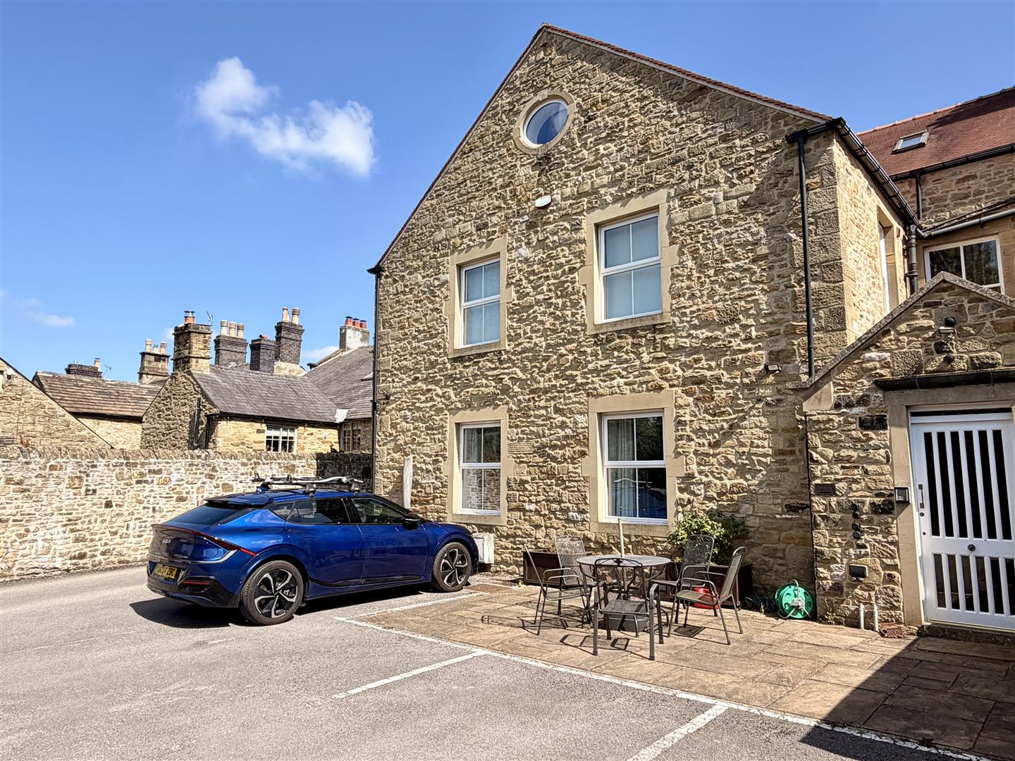 1 Talbot Court, Church Street, Eyam, Hope Valley, S32 5QH