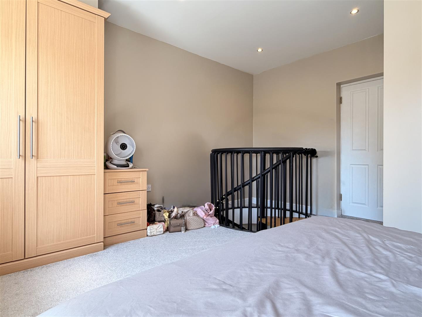 Hastings Court, Flat 8, 250 Bawtry Road, Wickersley, Rotherham, S66 1JY