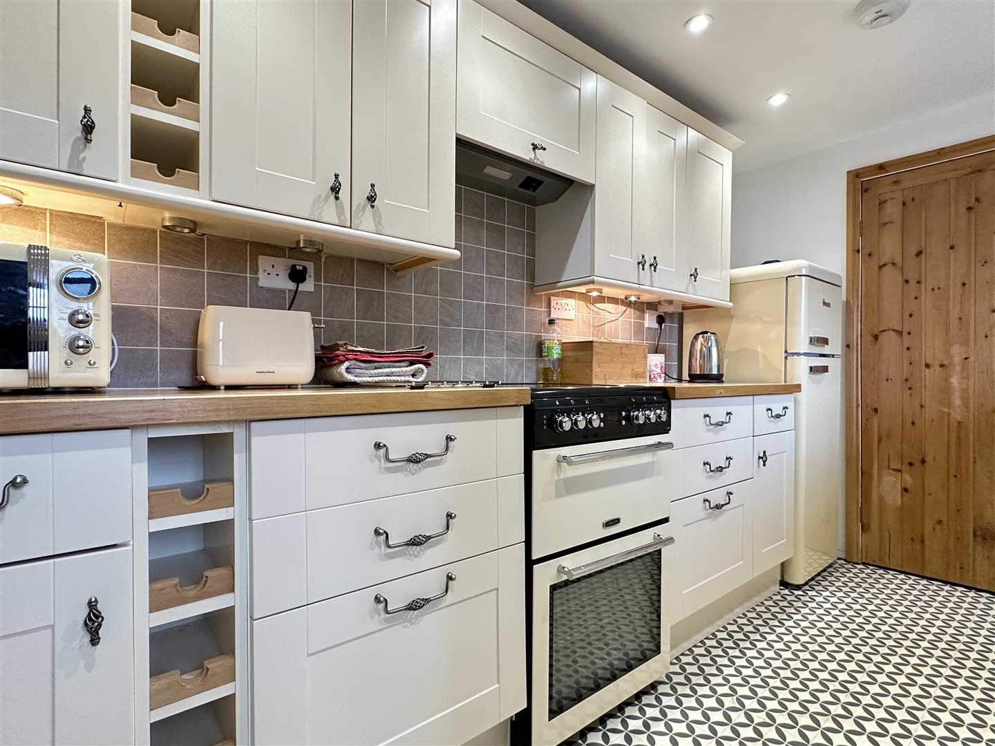 North View, Charlotte Lane, Bradwell, Hope Valley, S33 9HH