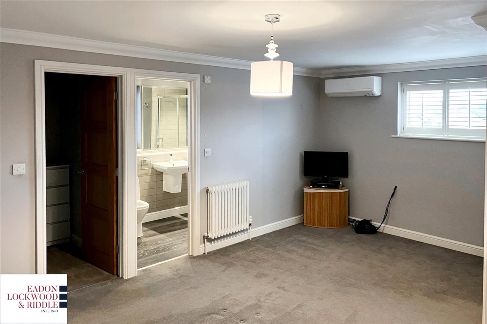 79, Orion Way, Balby, Doncaster, DN4 8AE
