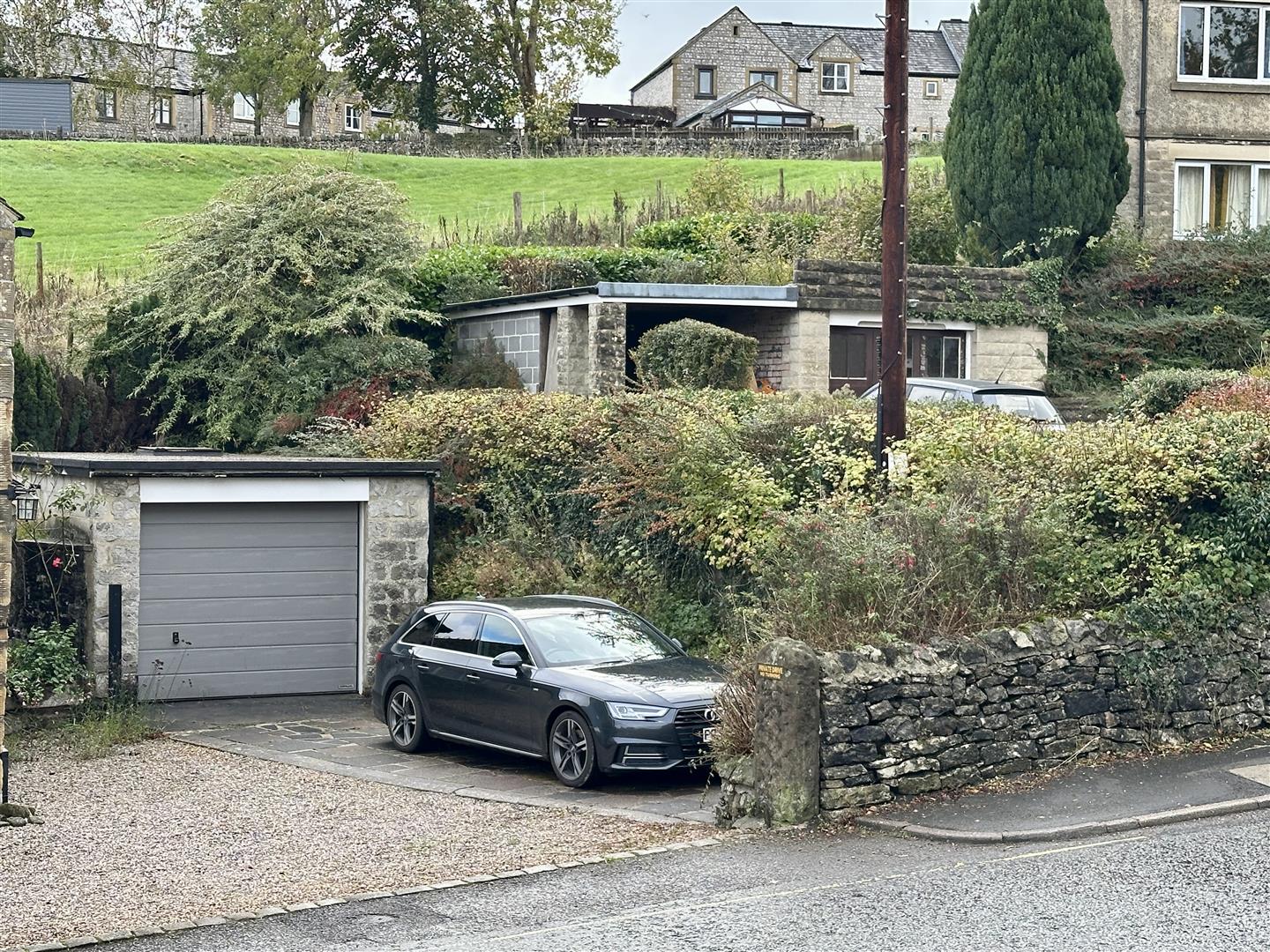 1 Pickford Villas, Monyash Road, Bakewell, DE45 1FG