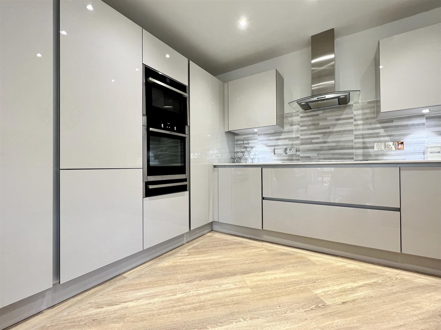 Apartment 8, Blacka Moor Gardens, 291 Totley Brook Road, Sheffield, S17 3QX