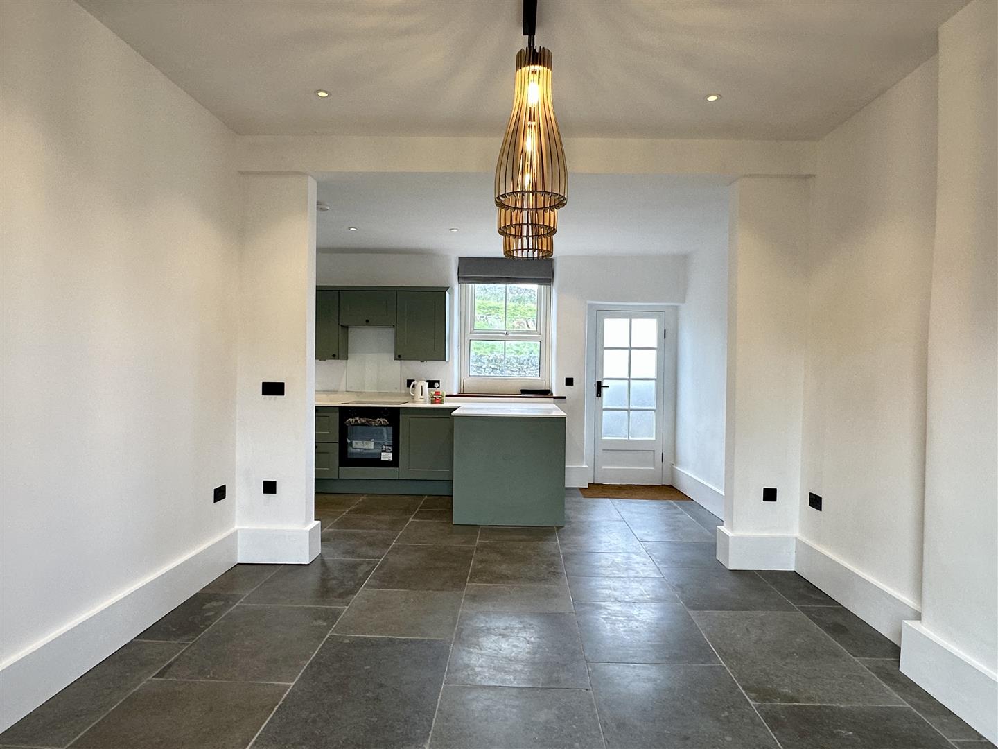 1 Pickford Villas, Monyash Road, Bakewell, DE45 1FG