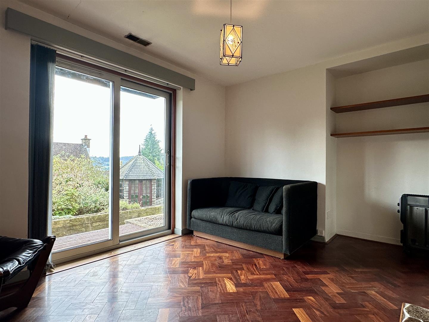 White Leaf, Higger Lane, Hathersage, Hope Valley, S32 1AW