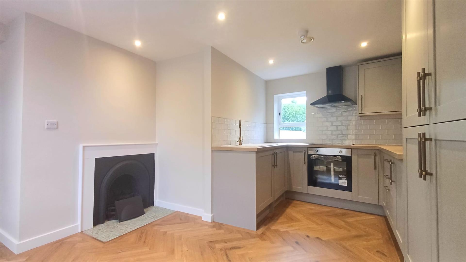 Flat 1 36, Matlock Street, Bakewell, DE45 1EE