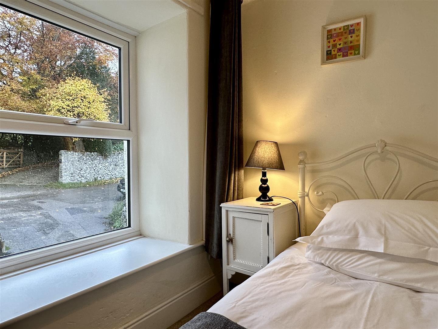 North View, Charlotte Lane, Bradwell, Hope Valley, S33 9HH