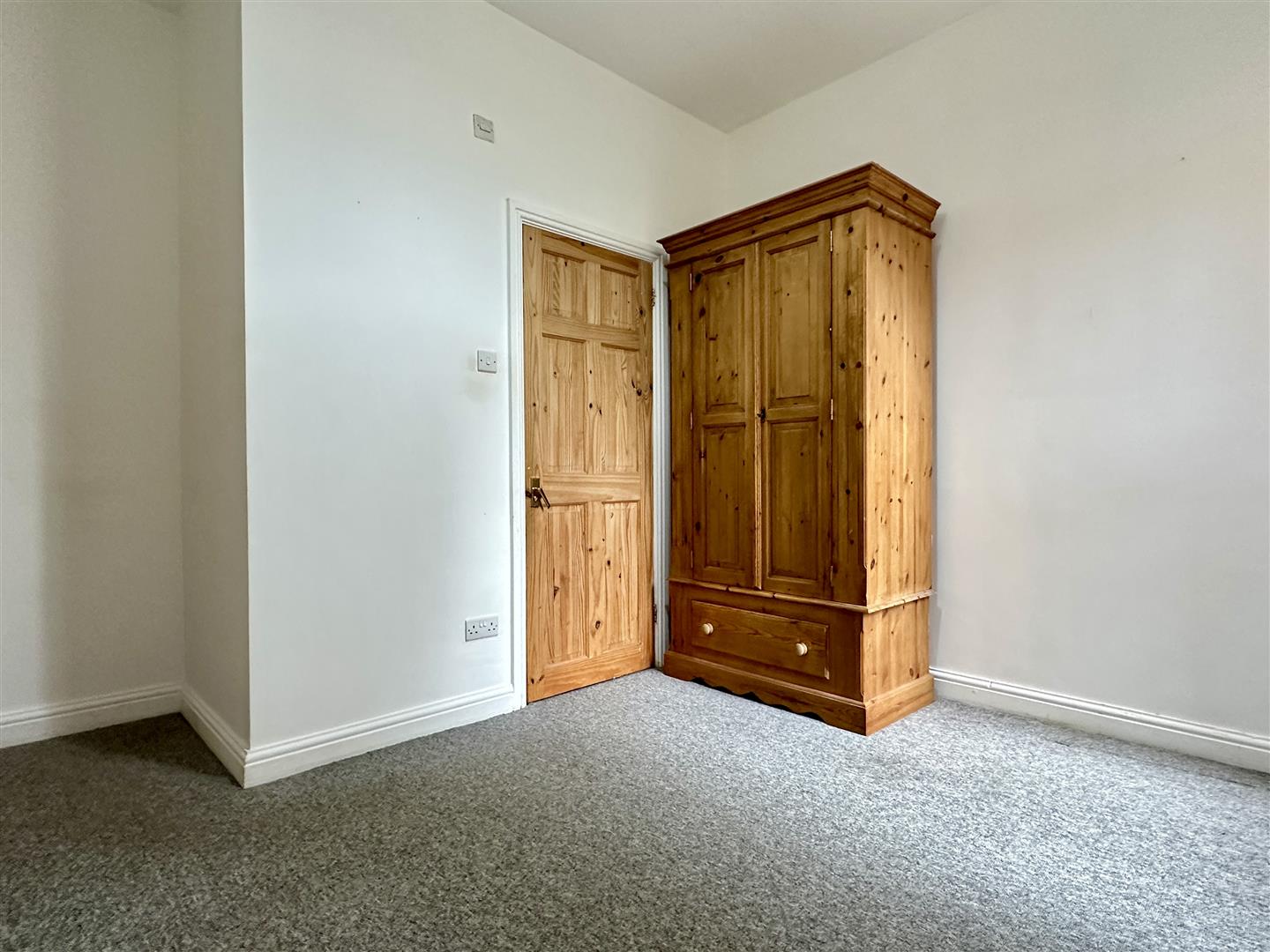 Apartment 1, Sherwood House, Haddon Road, Bakewell, DE45 1EP