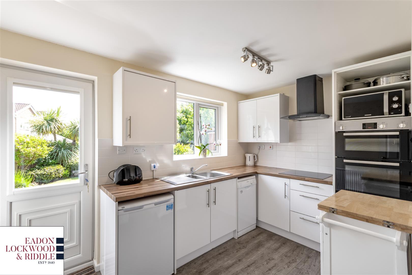 11, Wheatfield Drive, Tickhill, Doncaster, DN11 9US