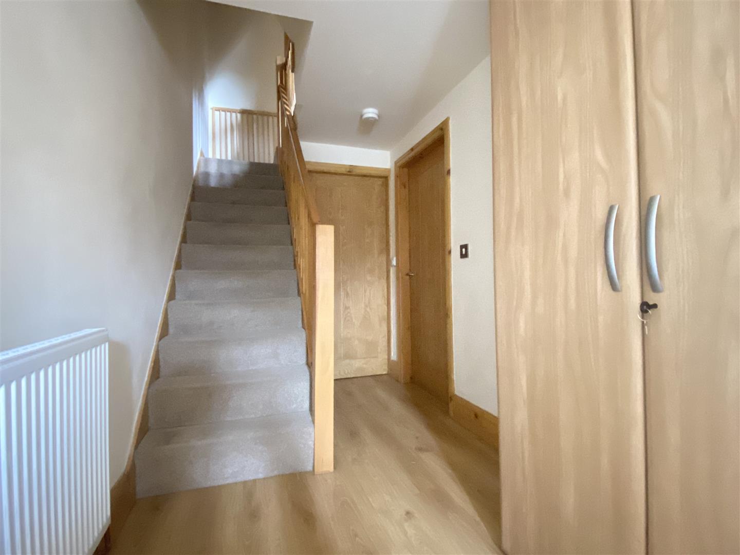 Bowlers Cottage, 2, Cross Daggers Cottages, Commercial Road, Tideswell Buxton, SK17 8NU