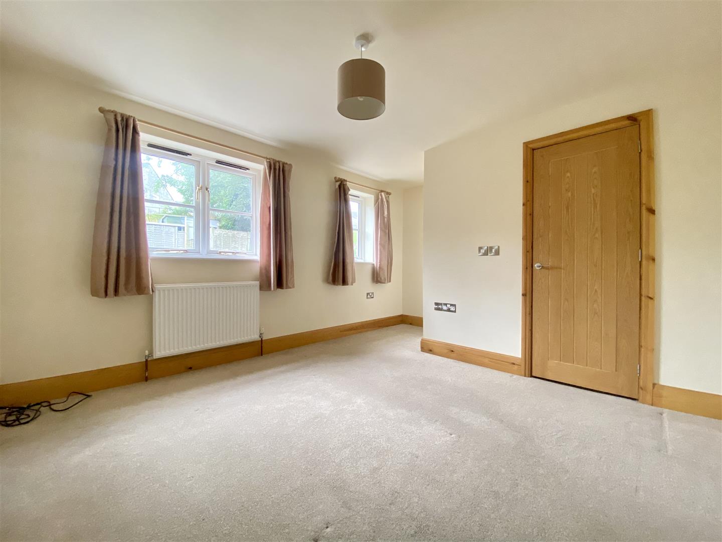 Bowlers Cottage, 2, Cross Daggers Cottages, Commercial Road, Tideswell Buxton, SK17 8NU