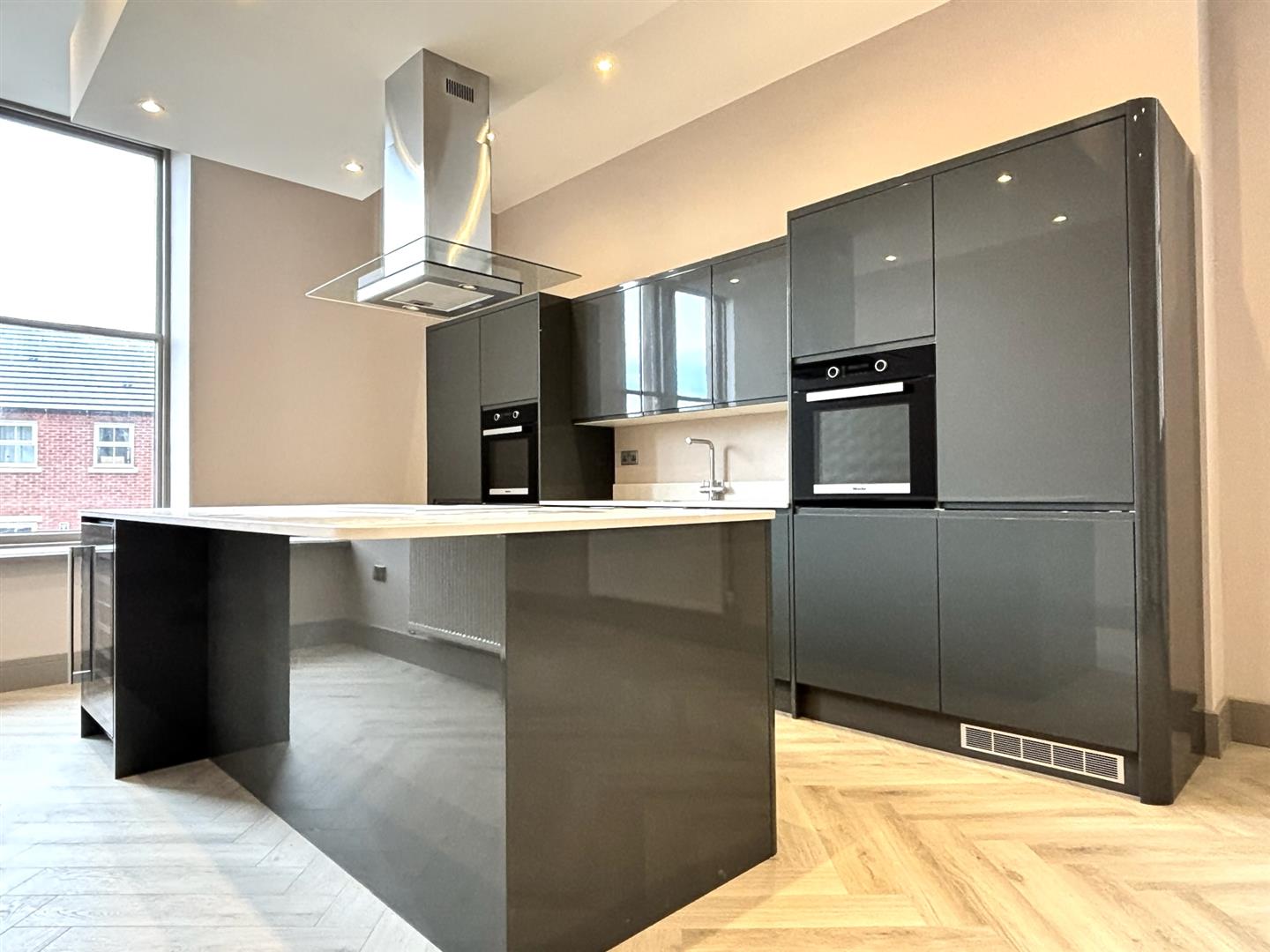 Apartment 6 Sitwell House, Coach House Lane, Rotherham, S60 3FG