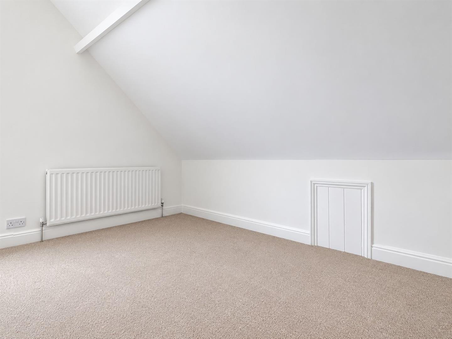 31, Castleton Road, Hope, Hope Valley, S33 6SB