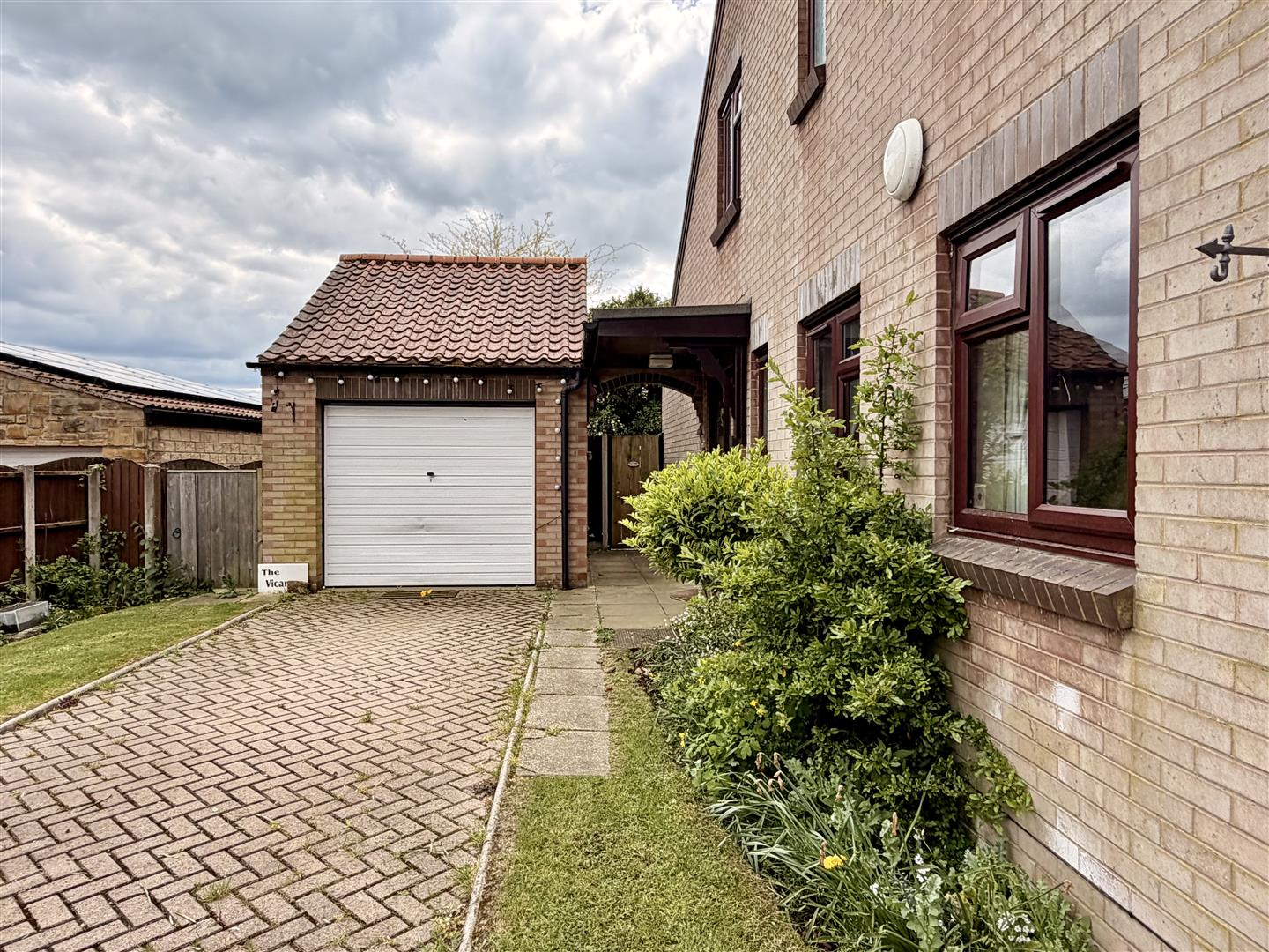 The Vicarage, Vicarage Drive, Wadworth, Doncaster, DN11 9AN