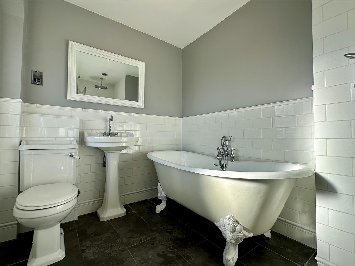 24, Brookfields, Calver, S32 3XB