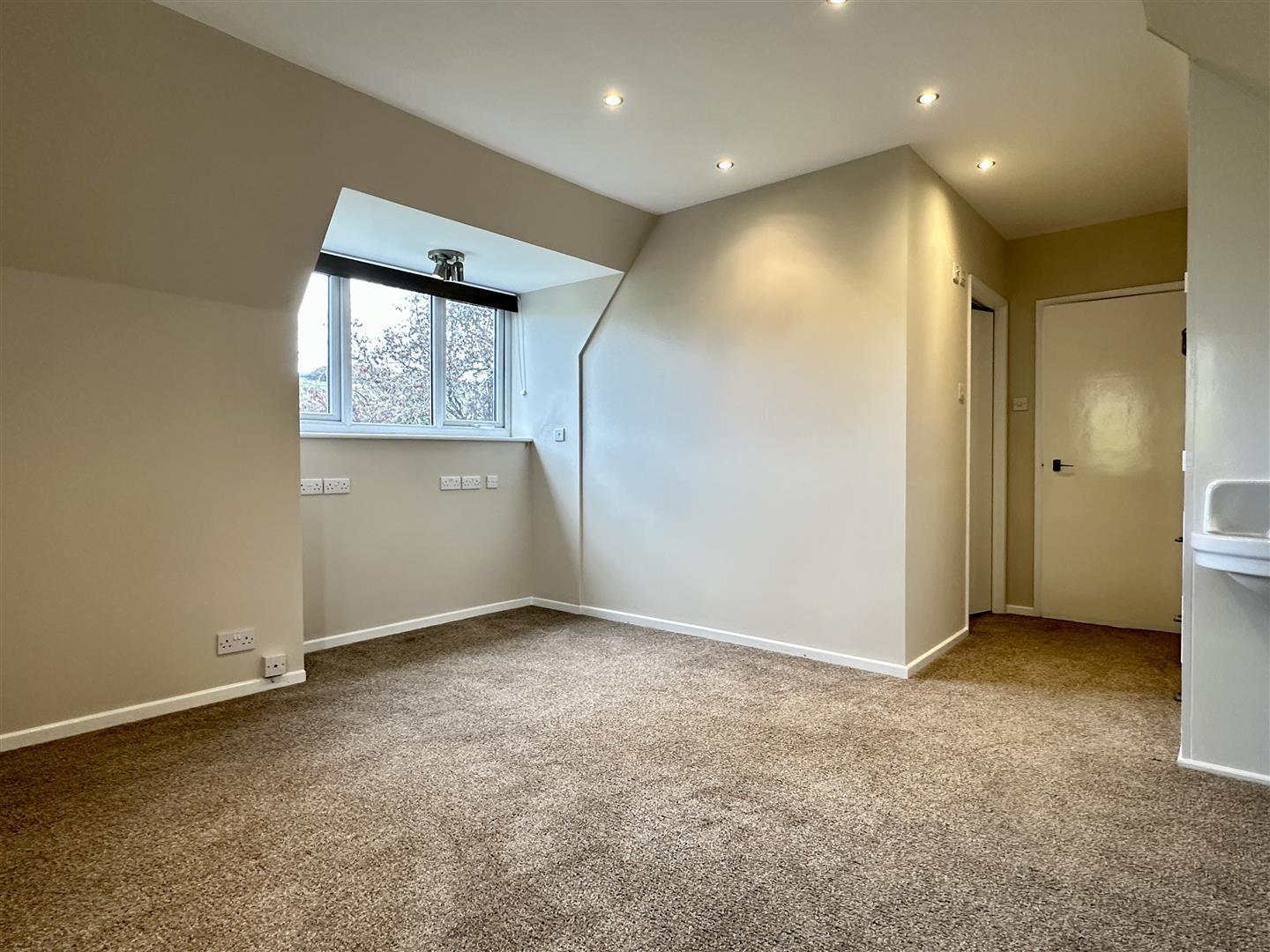 Virginia Cottage, Trinkey Lane, Stoney Middleton, Hope Valley, S32 4TX