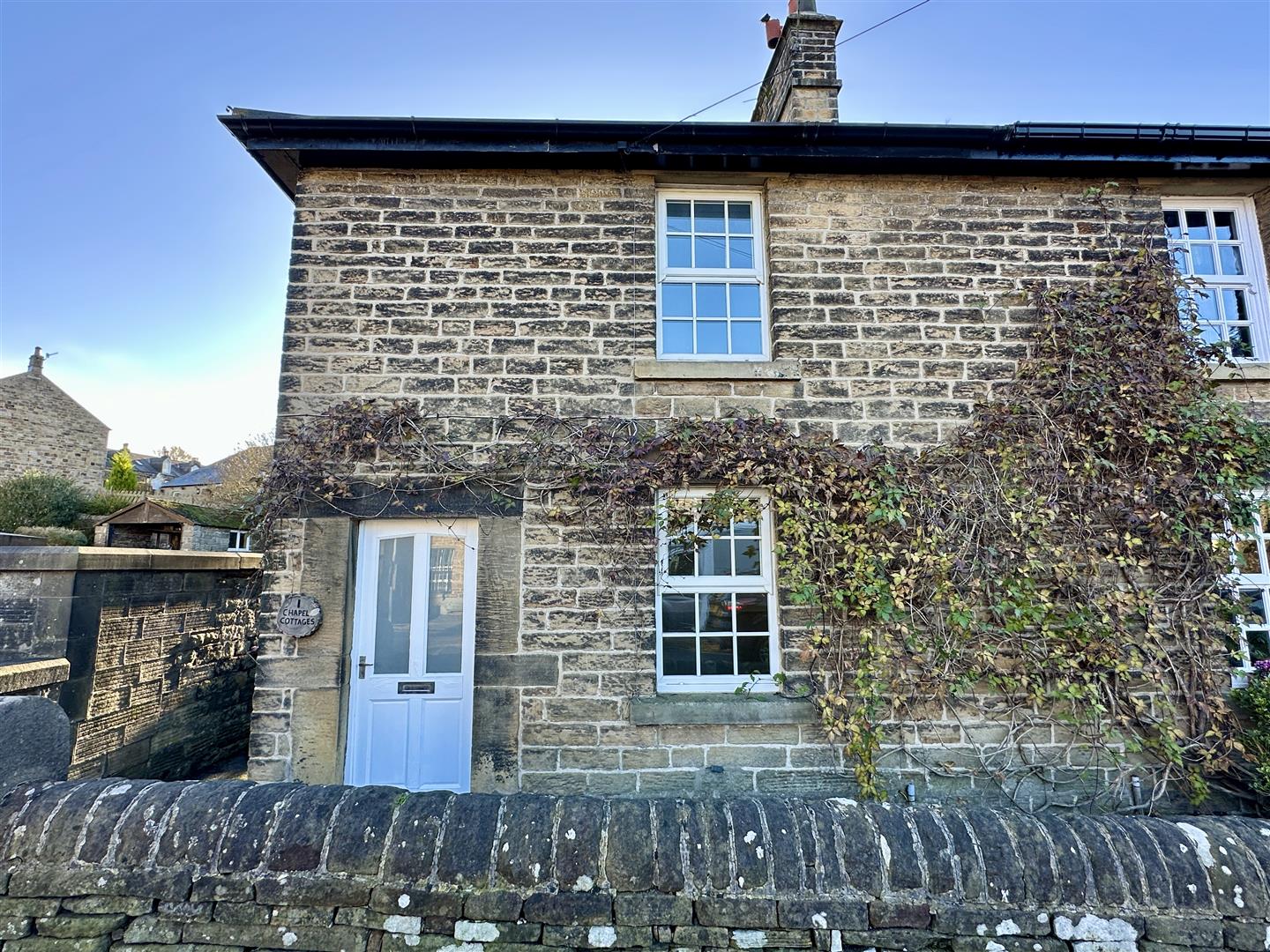 1 Chapel Cottages, Main Road, Hathersage, Hope Valley, S32 1BB