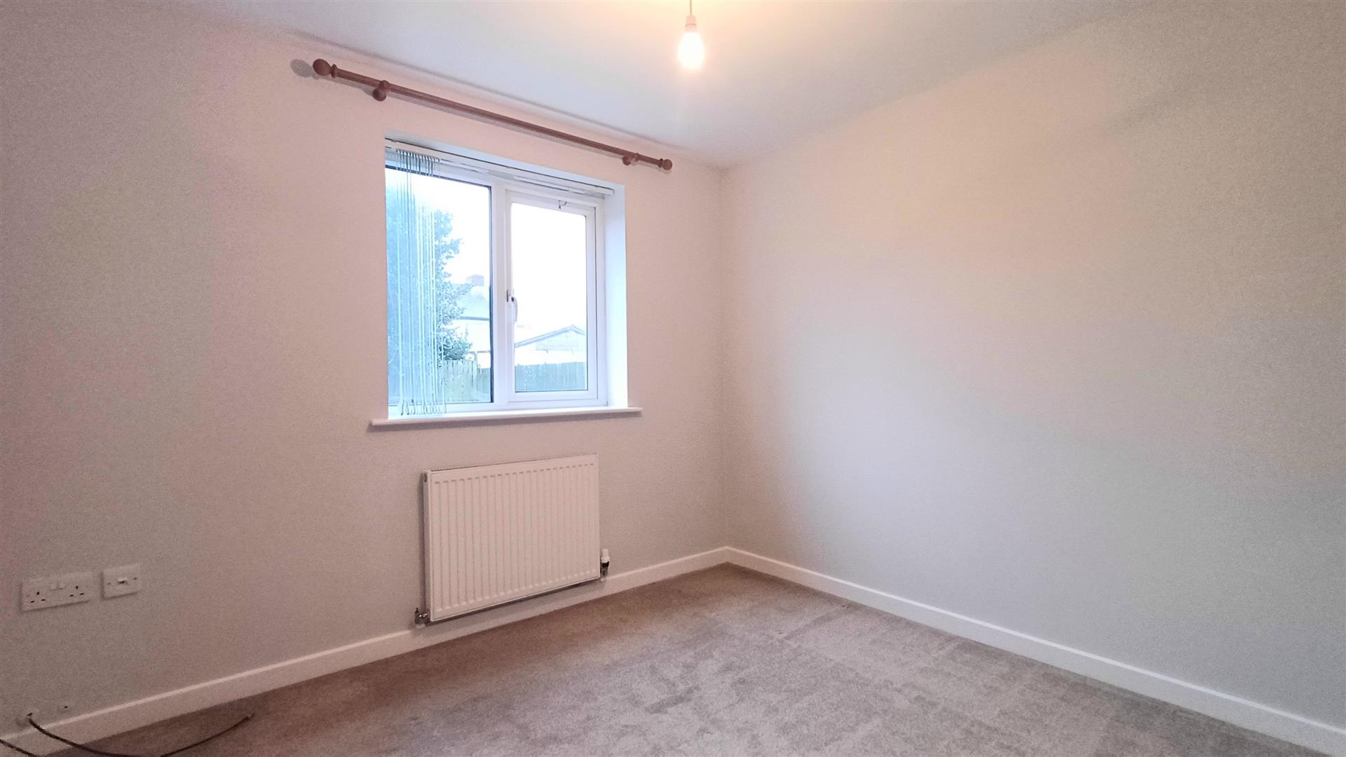 7a, Poplar Road, Dunscroft, DN7 4AW