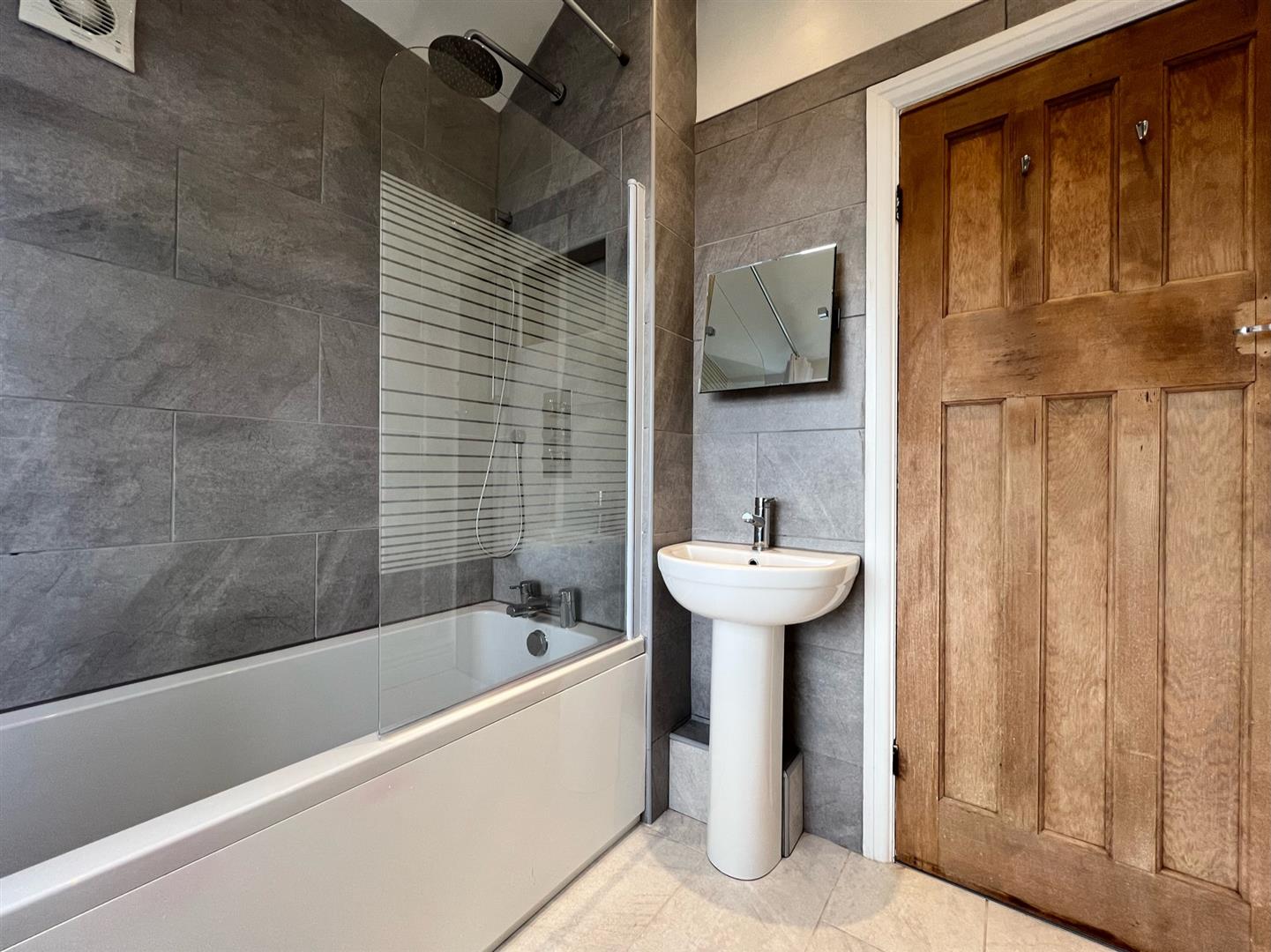 81, Dobbin Hill, Sheffield, S11 7JE