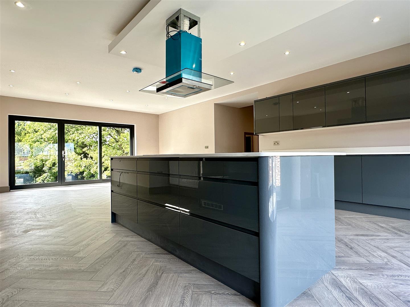 Apartment 4, Sitwell House, Coach House Lane, Moorgate, Rotherham, S60 3FG