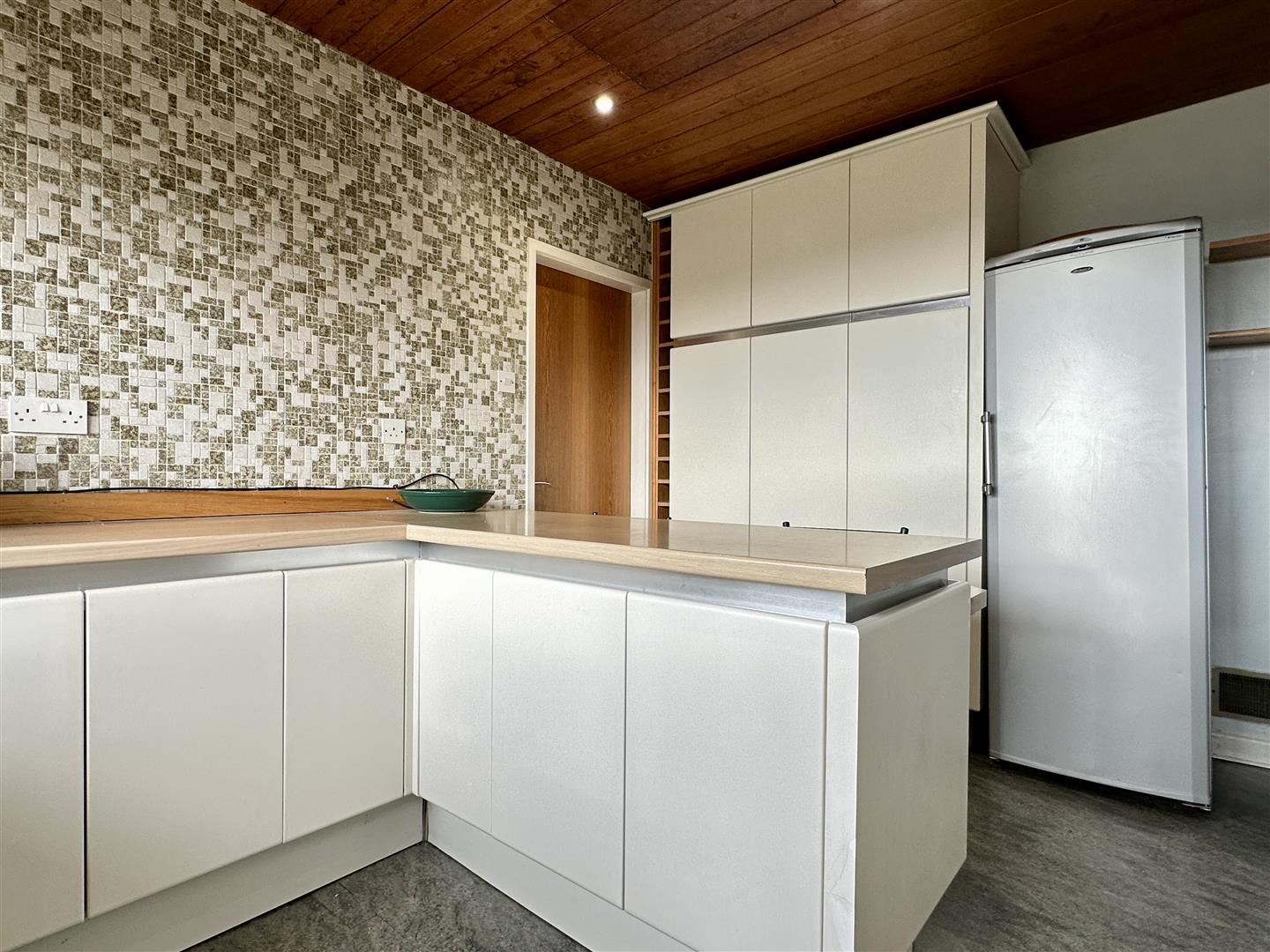 White Leaf, Higger Lane, Hathersage, Hope Valley, S32 1AW