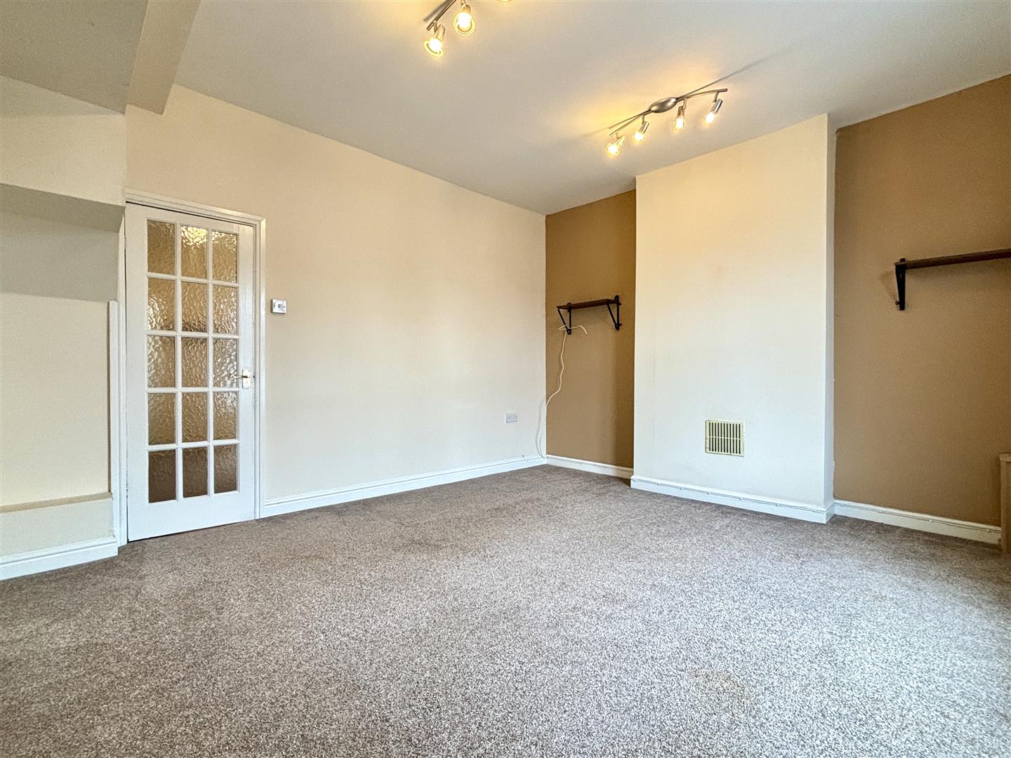 621a, Chesterfield Road, Sheffield, S8 0RX