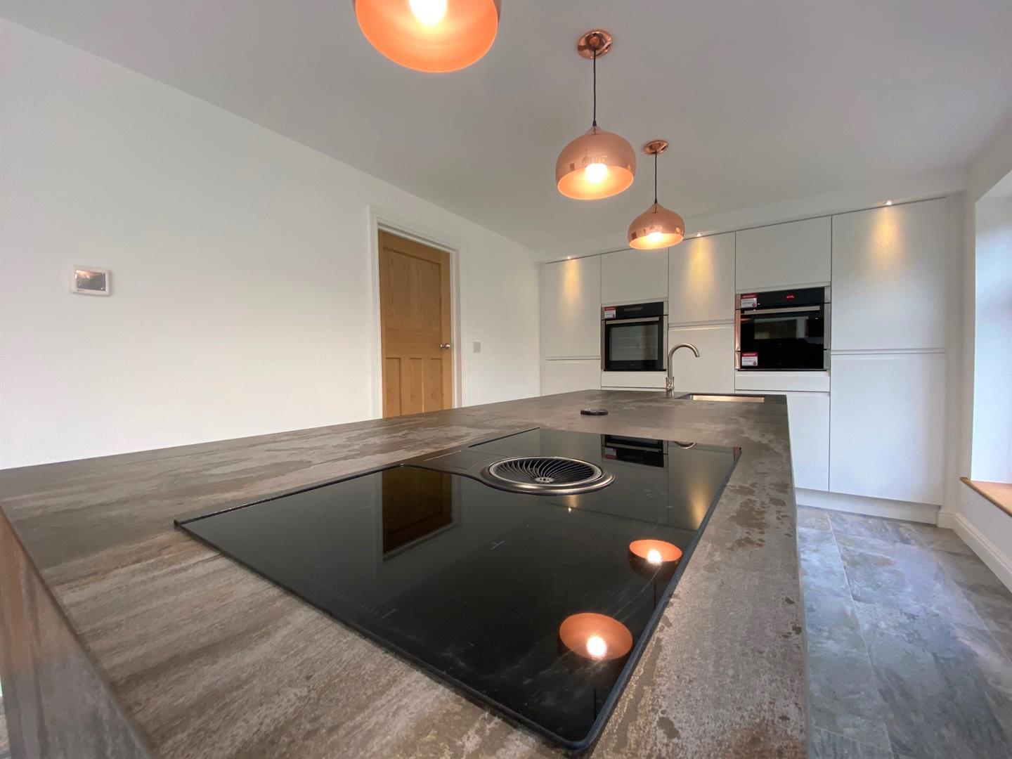 65, Smithy Knoll Road, Calver, Hope Valley, S32 3XW