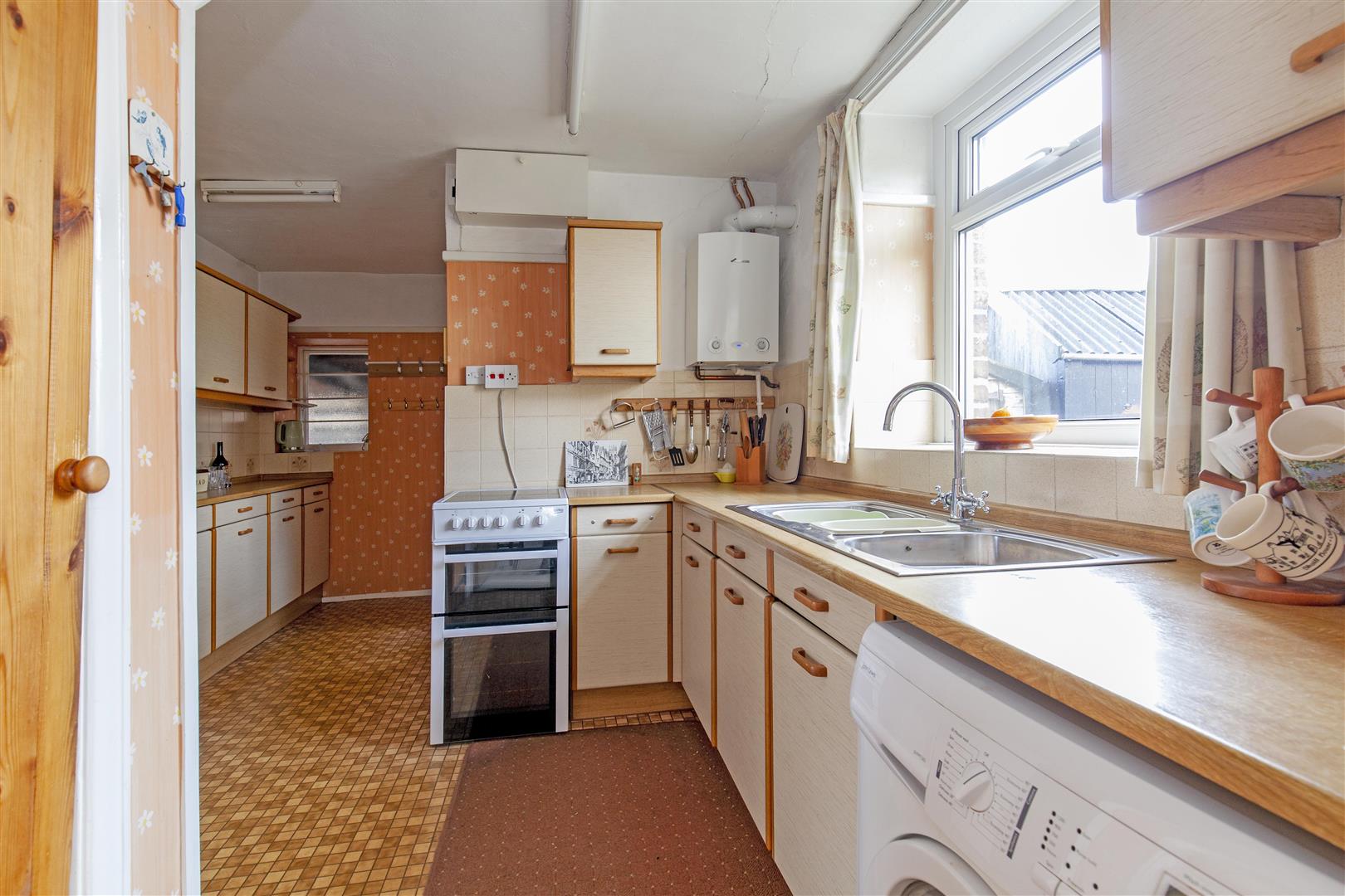 7, Sherwood Avenue, Hope, Hope Valley, S33 6RQ