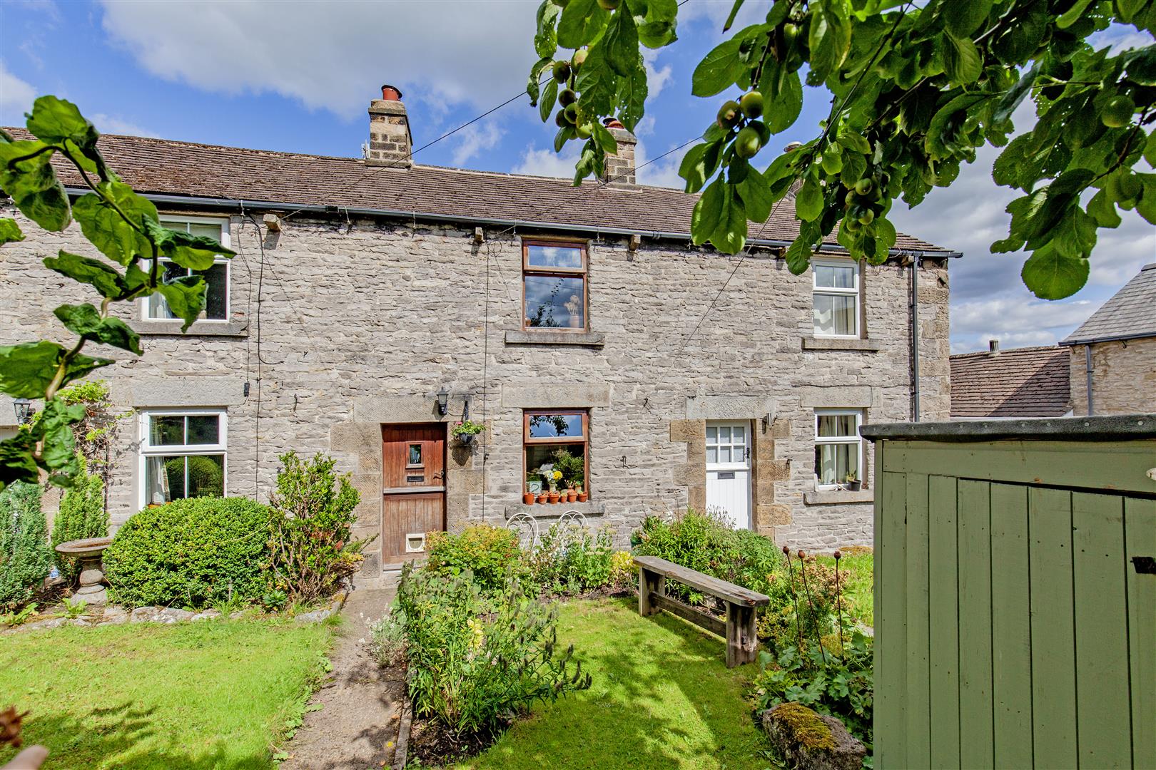 2 Elderbank, Hugh Lane, Bradwell, Hope Valley, S33 9JB