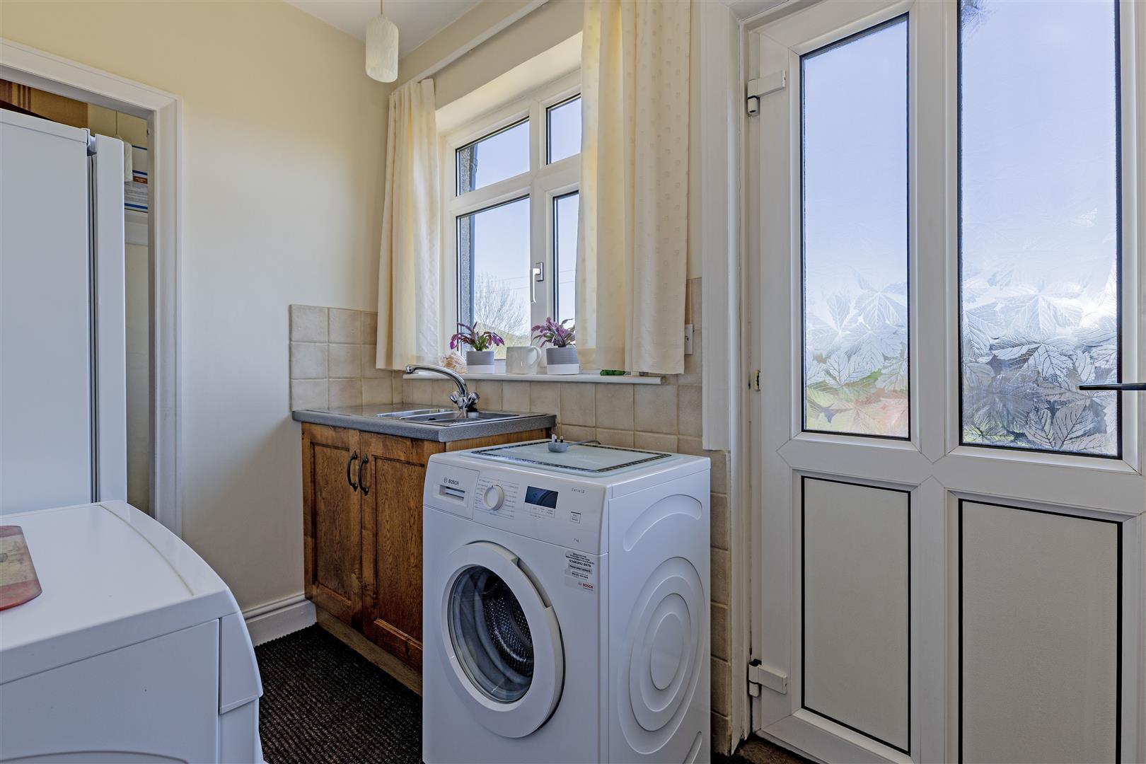Glenhaven, Sherwood Avenue, Hope, Hope Valley, S33 6RQ