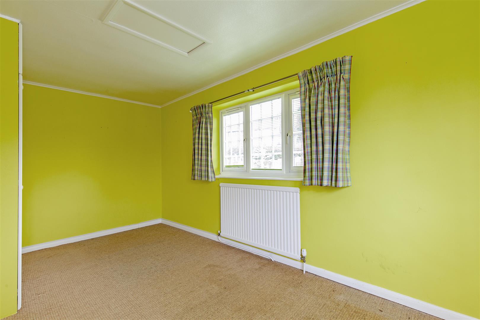 58, New Road, Holymoorside, Chesterfield, S42 7EN