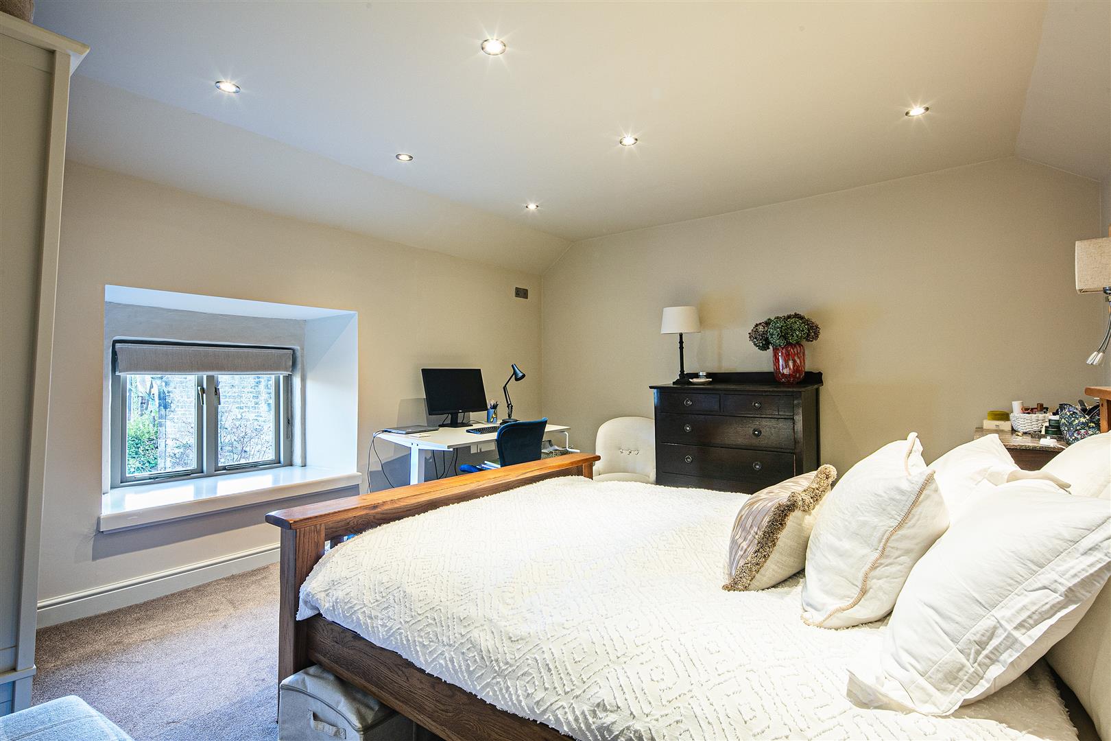 Rose Cottage, The Green, Grindleford, Hope Valley, S32 2HH