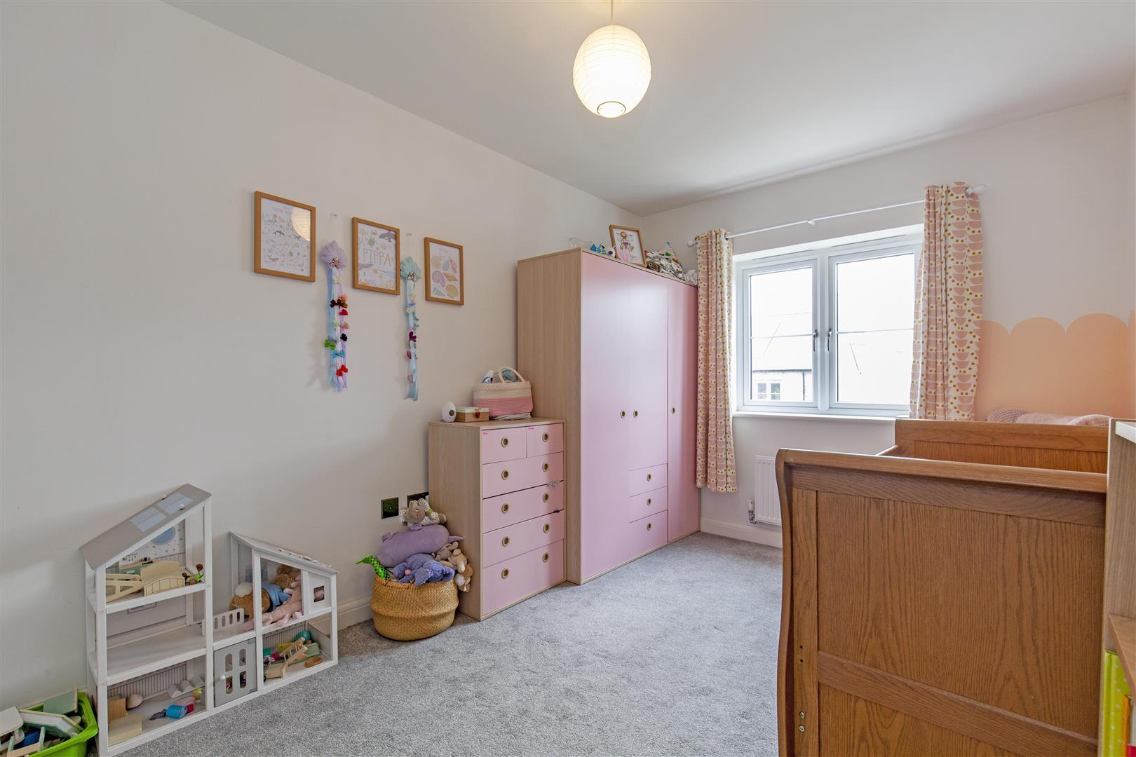 28, Swift Close, Bradwell, Hope valley, S33 9AE