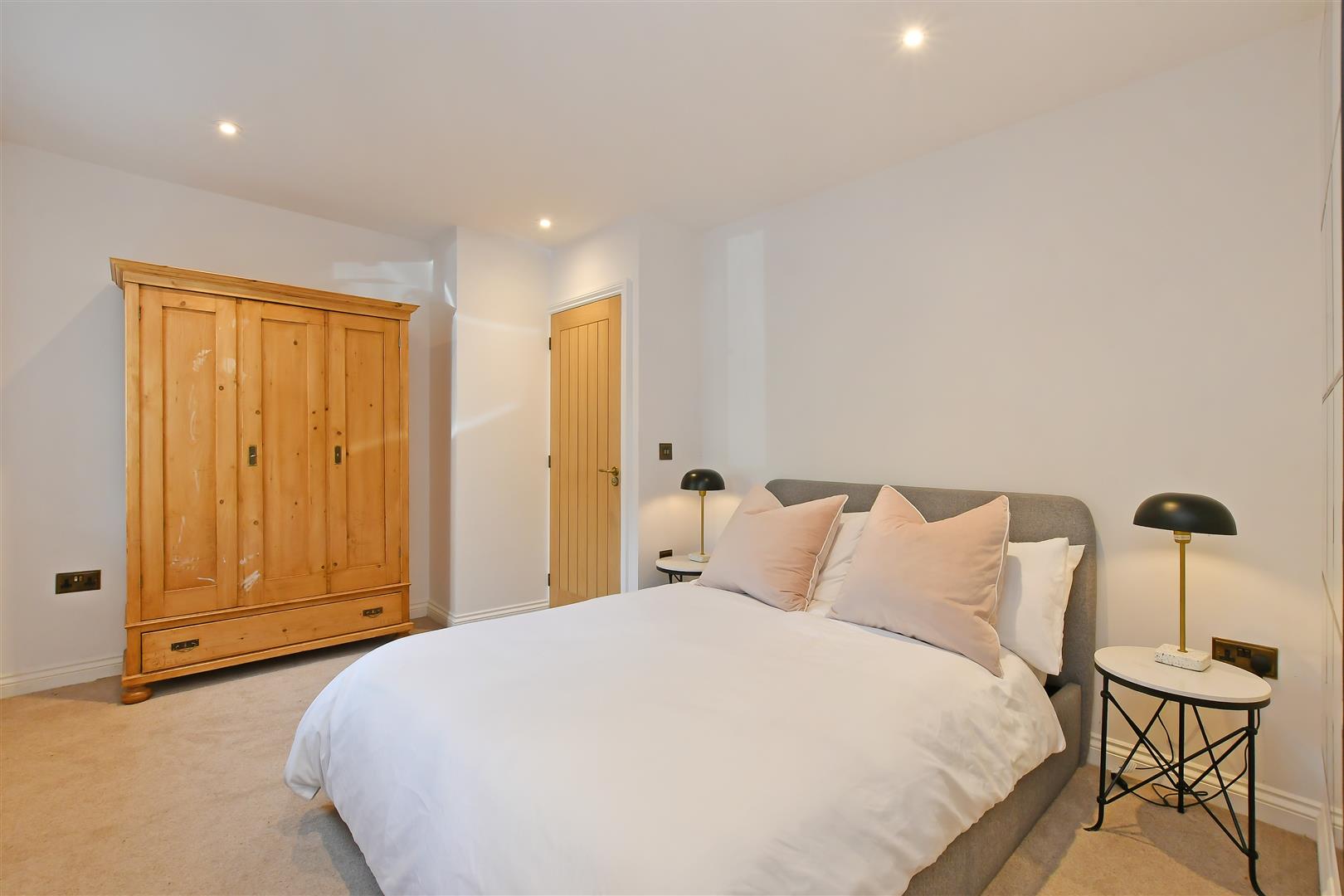 Fold Cottage, Hathersage Road, Grindleford, Hope Valley, S32 2JH