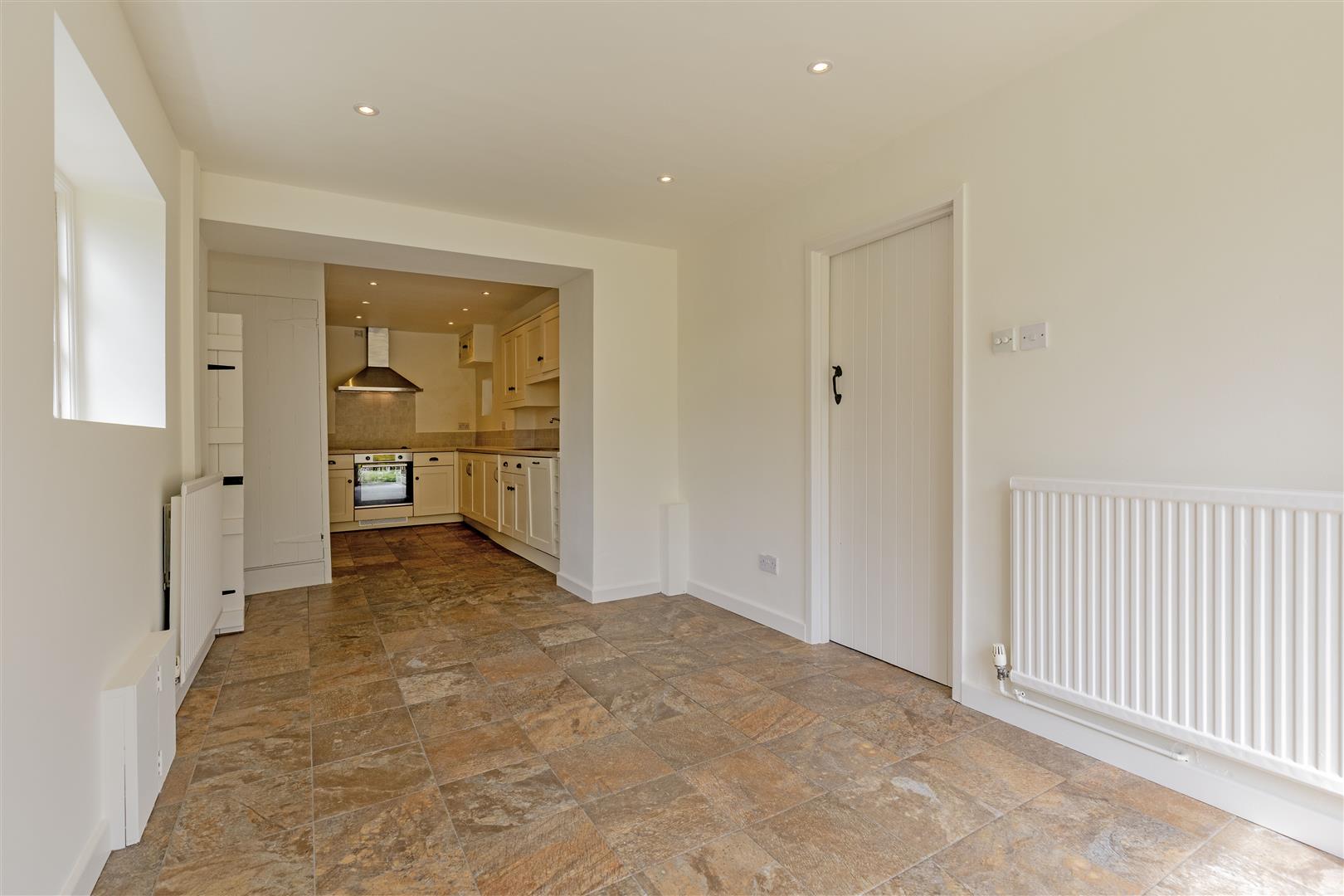 1, Church Bank Cottages, Hathersage, Hope Valley, S32 1AJ