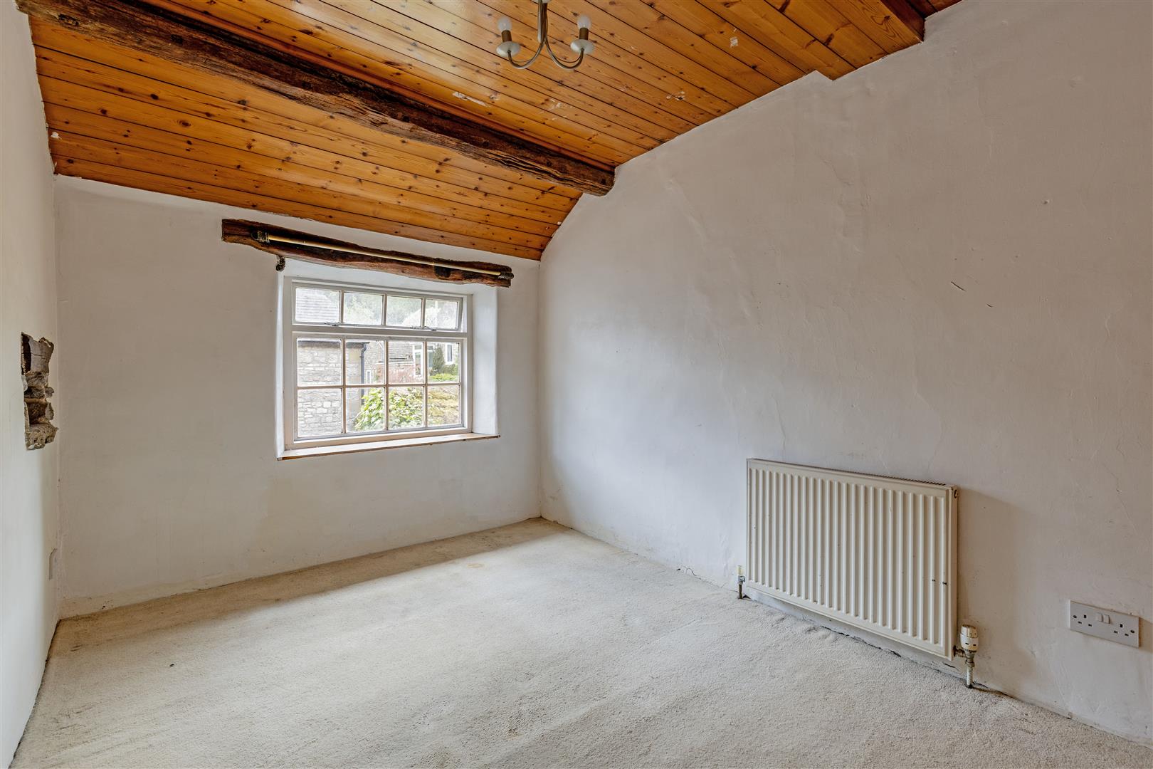 Eades End, Mill Bridge, Castleton, Hope Valley, S33 8WR