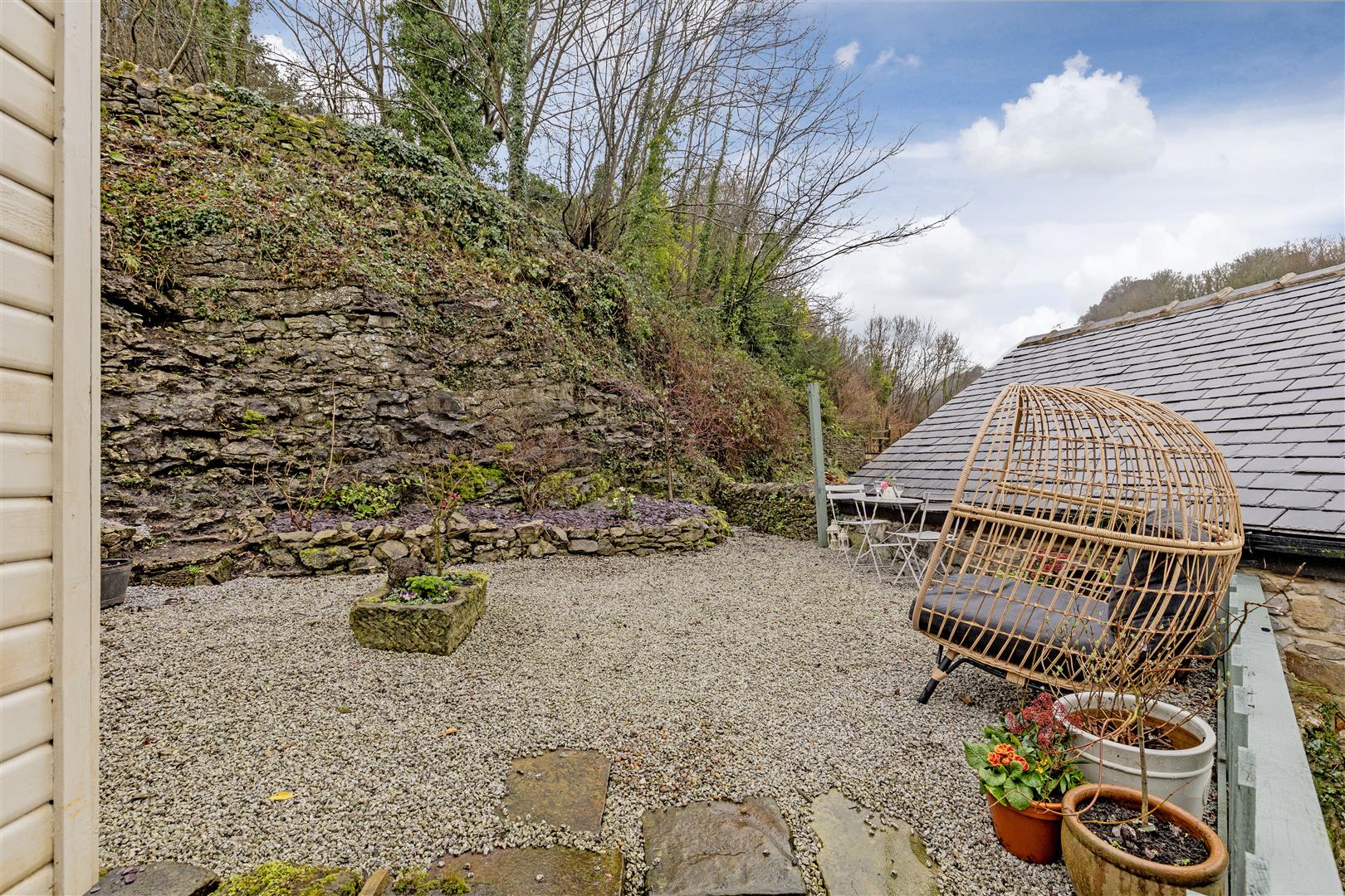 1 Royal Oak Mews, The Dale, Stoney Middleton, Hope Valley, S32 4TE