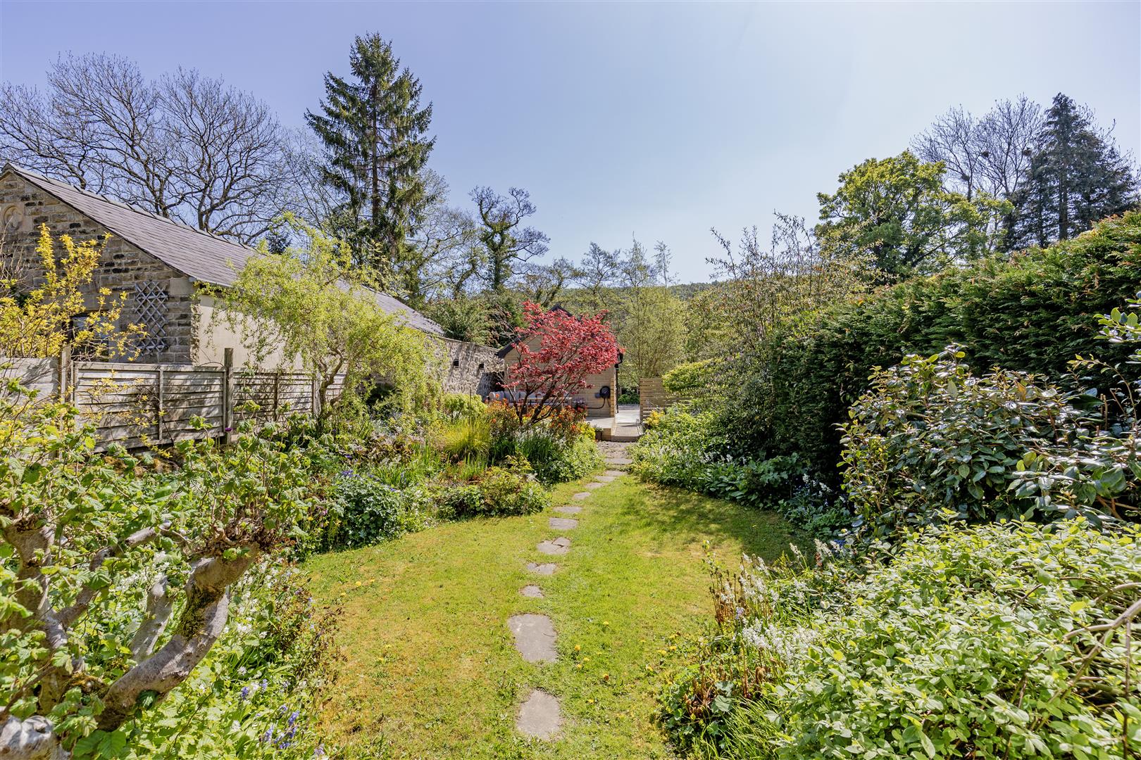 The Owl House, 3 Main Road, Grindleford, Hope Valley, S32 2JN