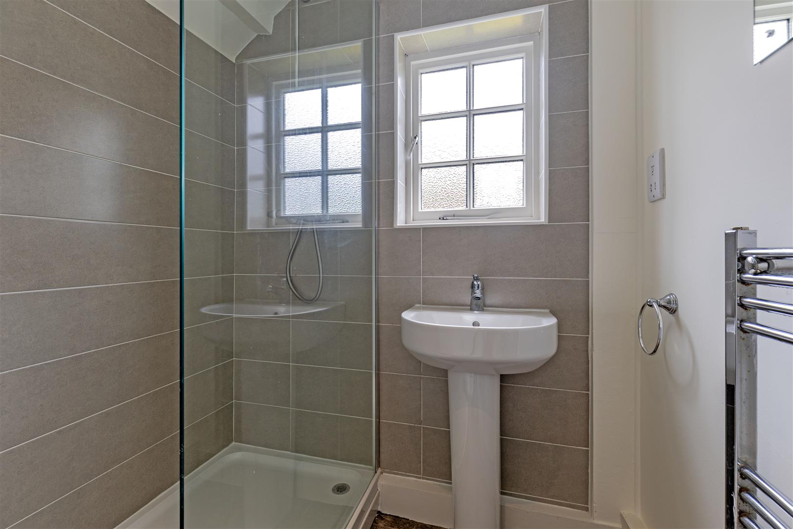 1, Church Bank Cottages, Hathersage, Hope Valley, S32 1AJ