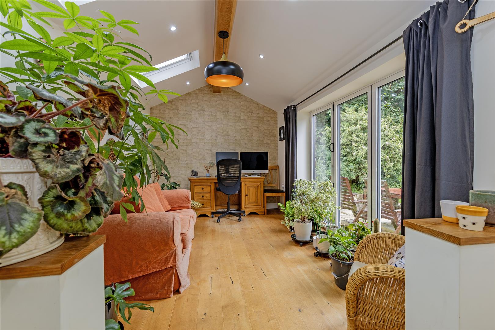 2 Cross Lane Villas, Granby Road, Bradwell, Hope Valley, S33 9GU