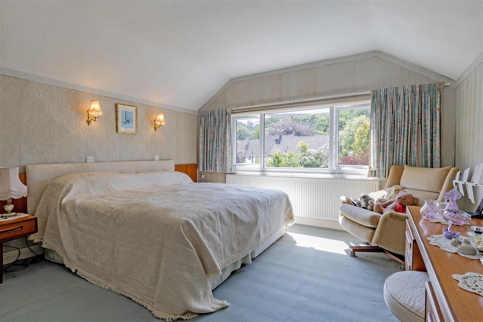 Larchfield, Mytham Bridge, Bamford, Hope Valley, S33 0EA