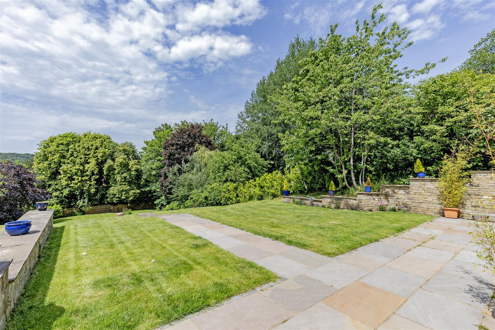 Cayley Lodge, Maynard Road, Grindleford, Hope Valley, S32 2JD